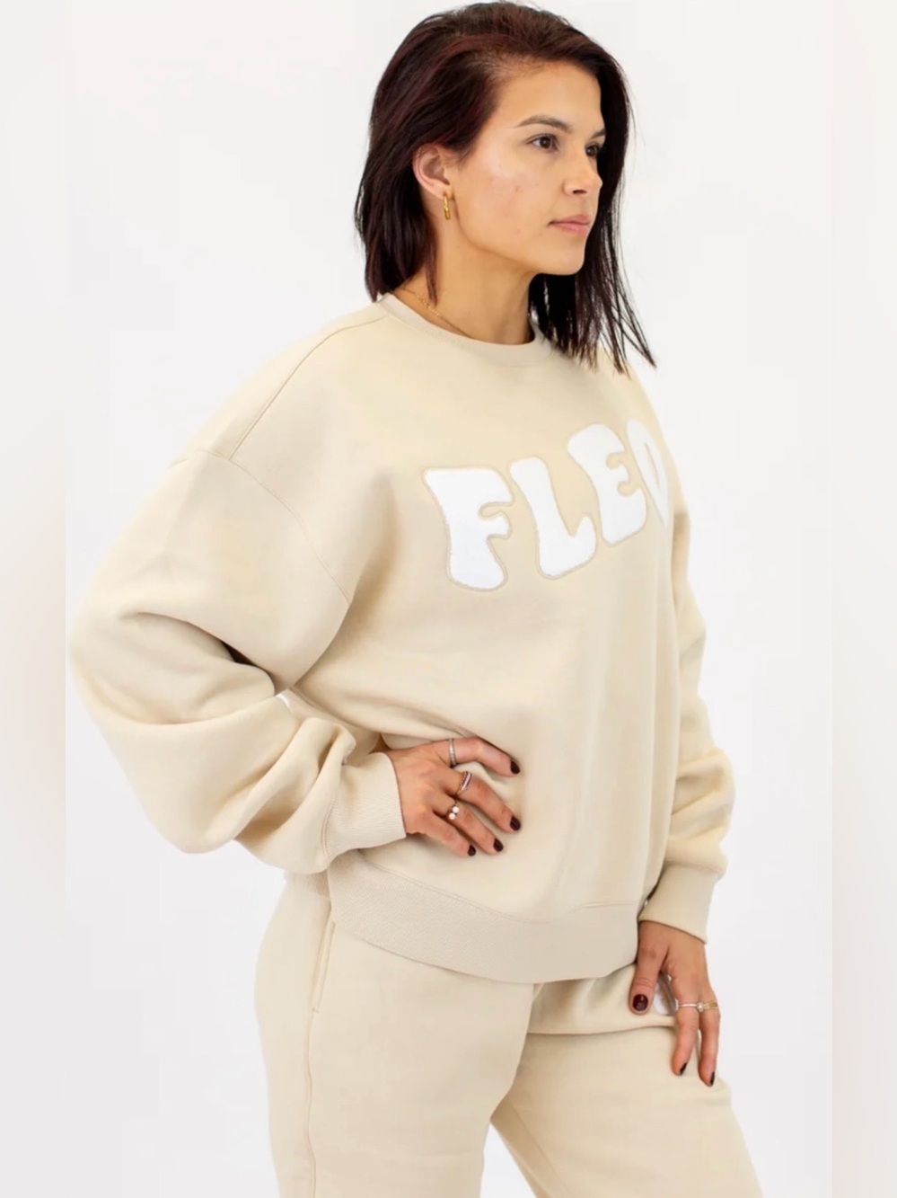 Women’s Fleo Crewneck Sweatshirt Size Small New Oversized Full length Front Logo - Picture 13 of 14